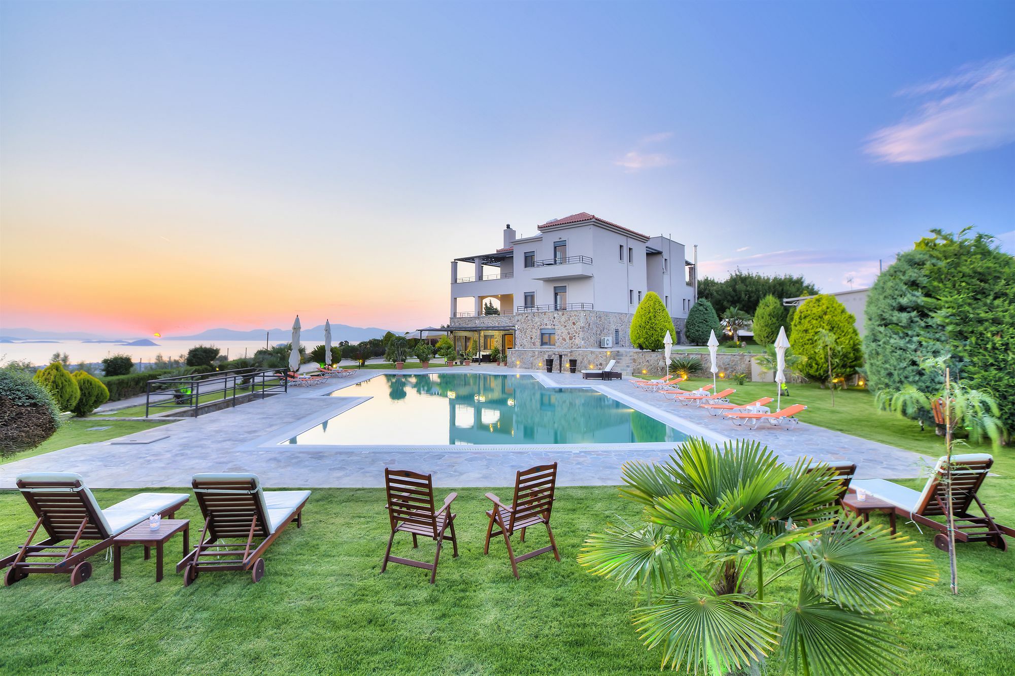 马里尼豪华公寓和套房酒店 Aegina 外观 照片